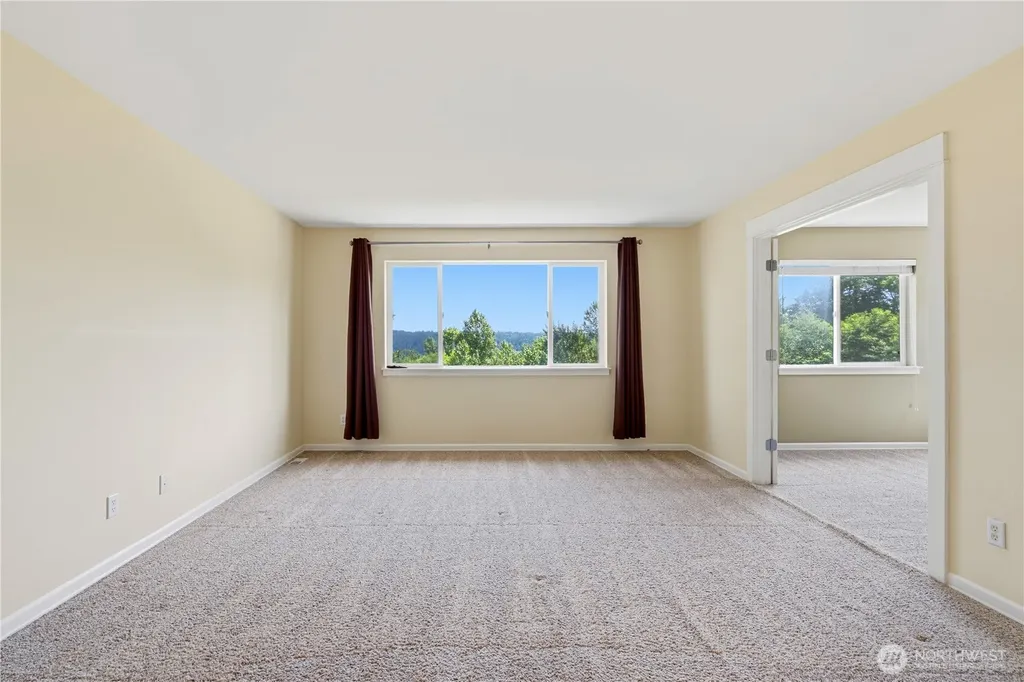15384 129th Avenue NE Woodinville WA 98072