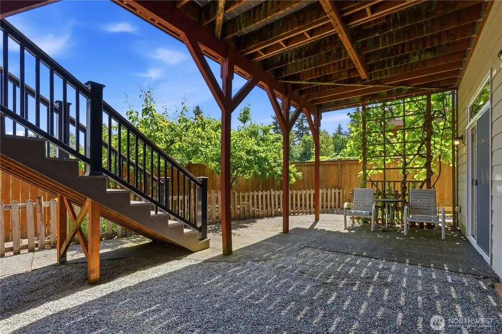 15384 129th Avenue NE Woodinville WA 98072