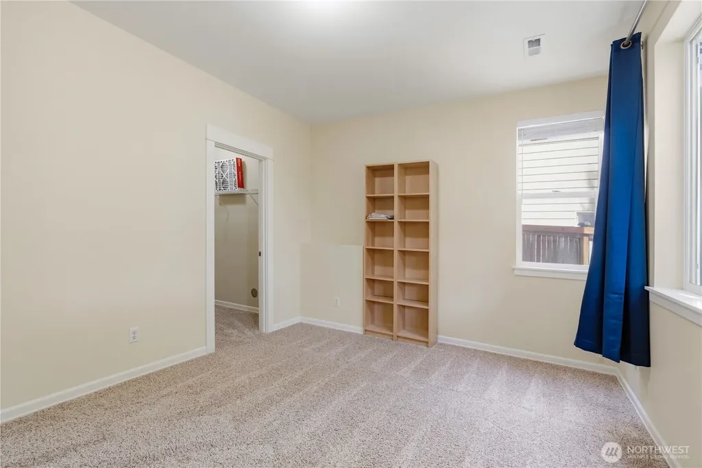 15384 129th Avenue NE Woodinville WA 98072