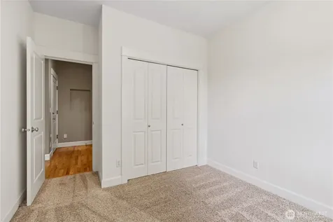 15384 129th Avenue NE Woodinville WA 98072