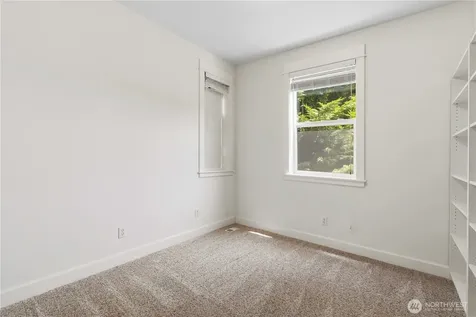 15384 129th Avenue NE Woodinville WA 98072