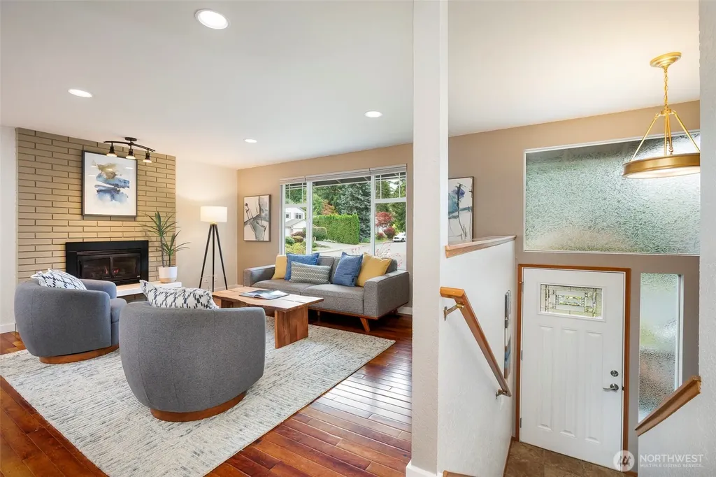 10152 NE 204th Street Bothell WA 98011