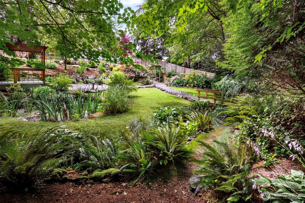 10152 NE 204th Street Bothell WA 98011