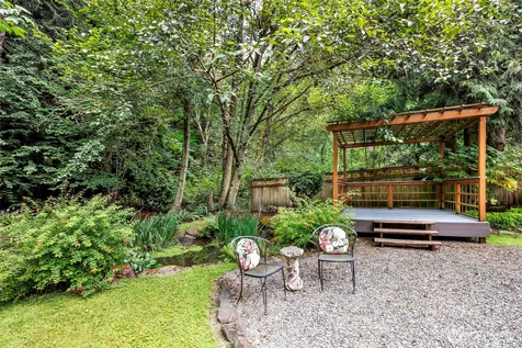 10152 NE 204th Street Bothell WA 98011