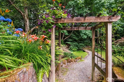 10152 NE 204th Street Bothell WA 98011