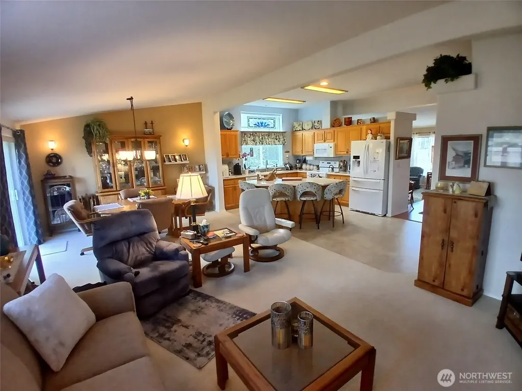 9105 58th Avenue E Puyallup WA 99837