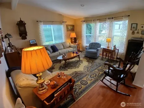 9105 58th Avenue E Puyallup WA 99837
