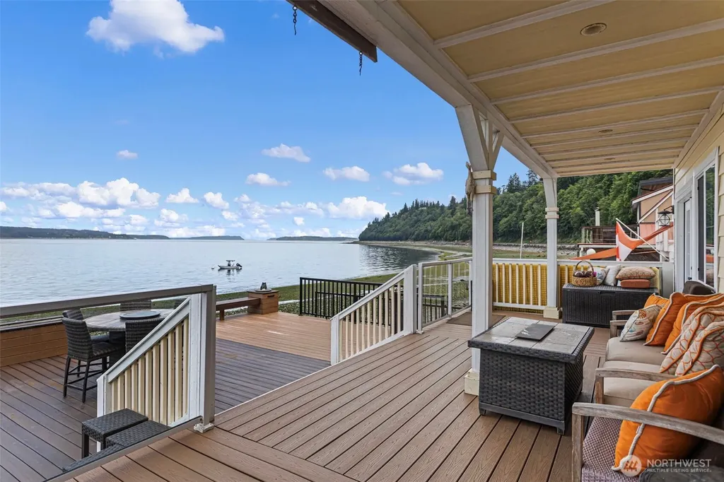 8116 Naketa Beach Walk Mukilteo WA 98275