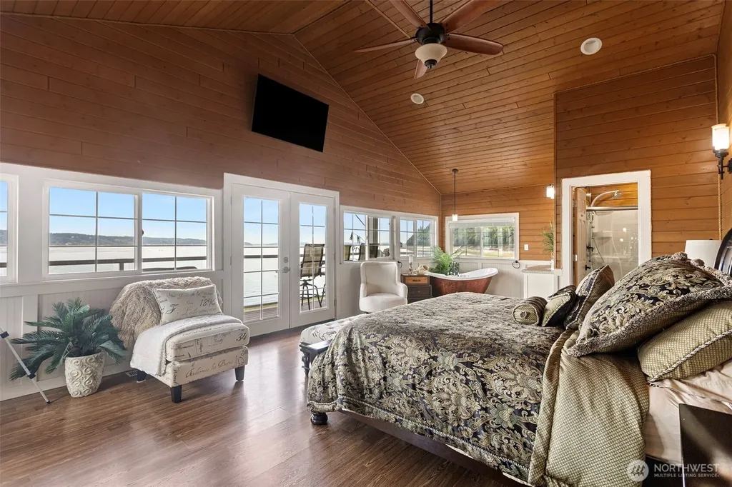 8116 Naketa Beach Walk Mukilteo WA 98275