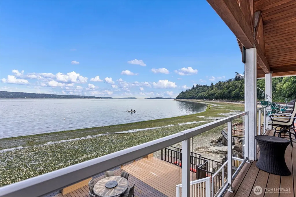 8116 Naketa Beach Walk Mukilteo WA 98275