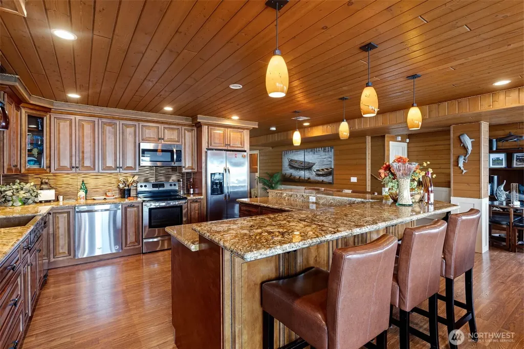 8116 Naketa Beach Walk Mukilteo WA 98275