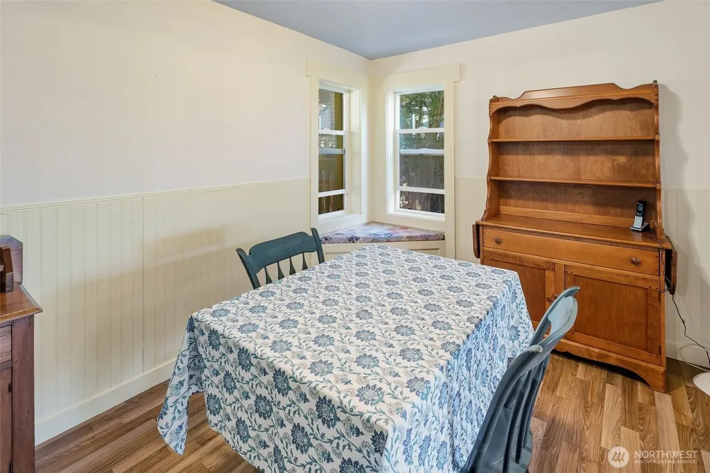 1235 S 101st Street Seattle WA 98168
