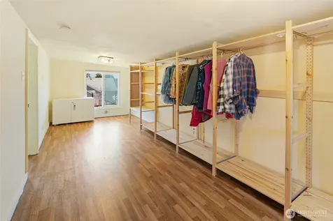 1235 S 101st Street Seattle WA 98168