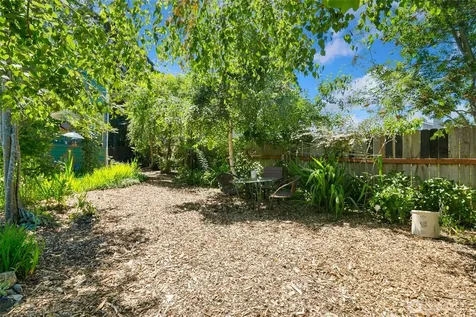 1235 S 101st Street Seattle WA 98168
