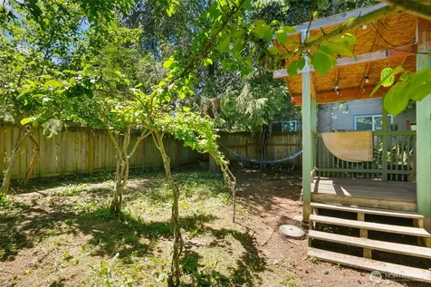 1235 S 101st Street Seattle WA 98168