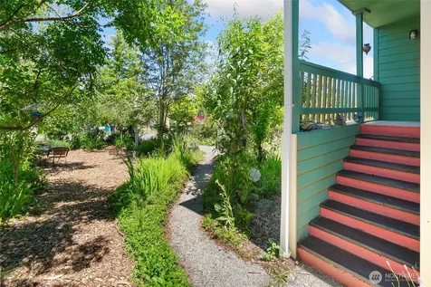 1235 S 101st Street Seattle WA 98168