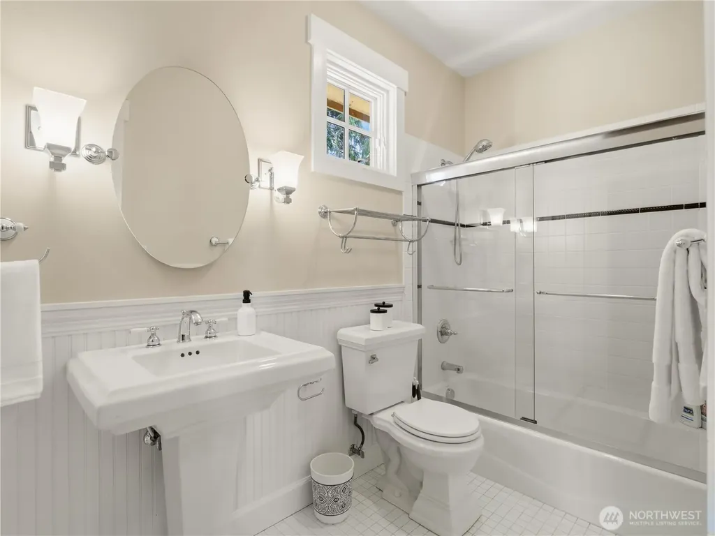 431 S Davies Road Lake Stevens WA 98258