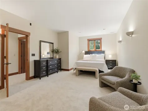431 S Davies Road Lake Stevens WA 98258