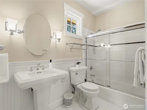 431 S Davies Road Lake Stevens WA 98258