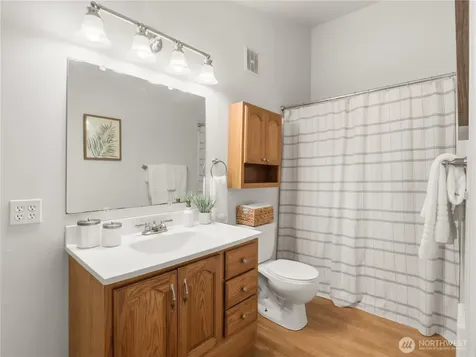 431 S Davies Road Lake Stevens WA 98258