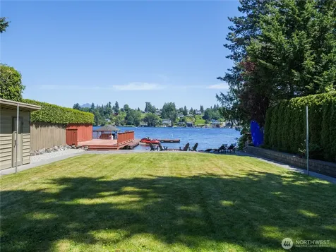 431 S Davies Road Lake Stevens WA 98258