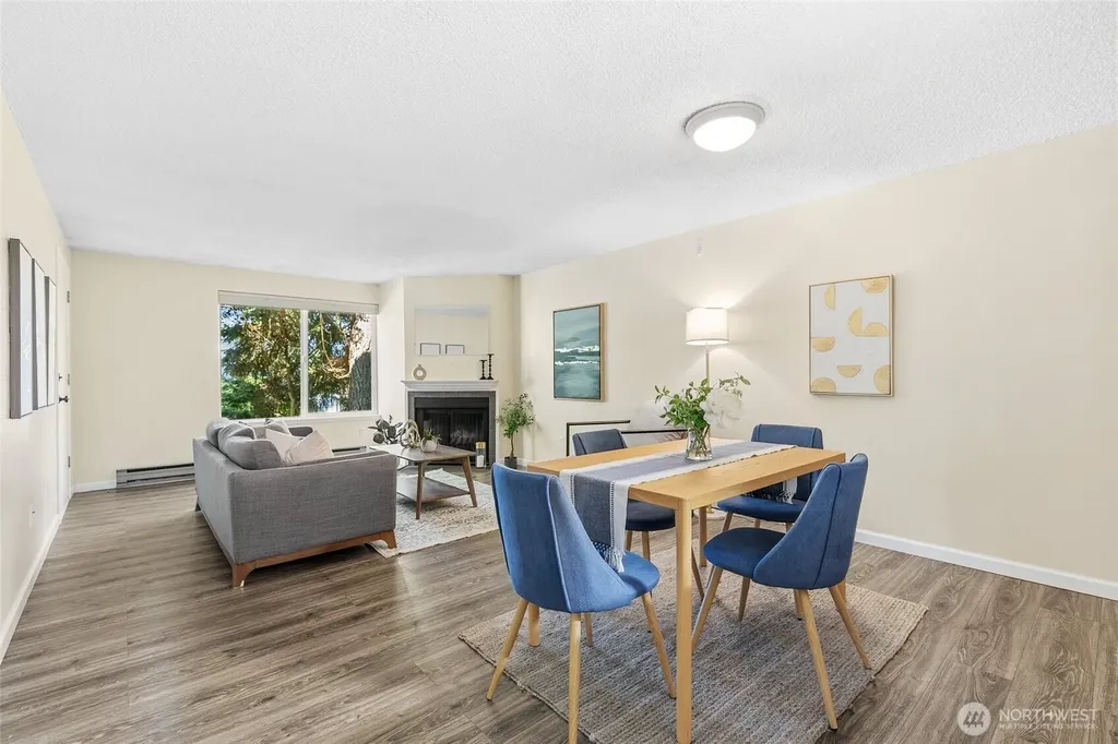 9398 Redmond-woodinville Road NE Redmond WA 98052
