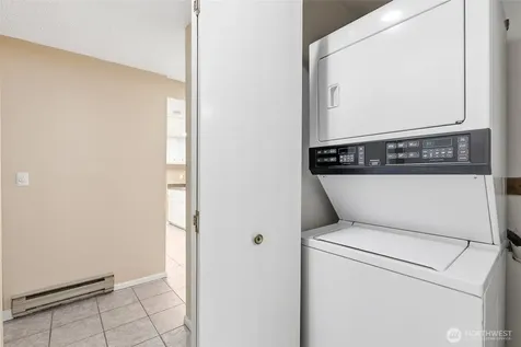 9398 Redmond-woodinville Road NE Redmond WA 98052
