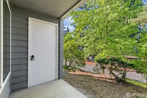 9398 Redmond-woodinville Road NE Redmond WA 98052