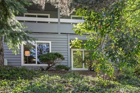 9398 Redmond-woodinville Road NE Redmond WA 98052