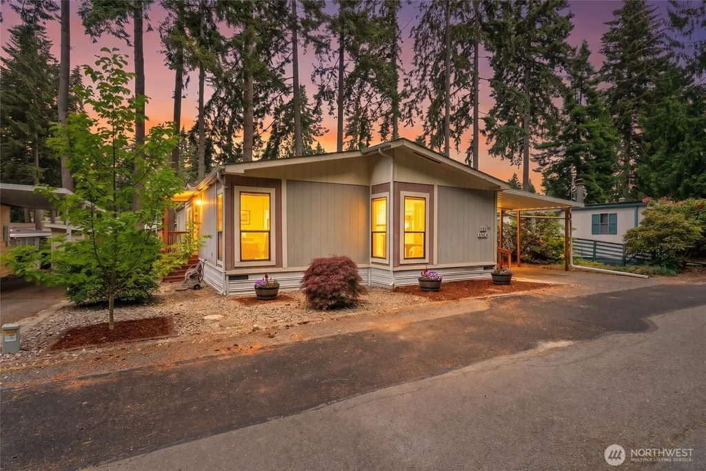 11323 127th Street Ct E Puyallup WA 98374