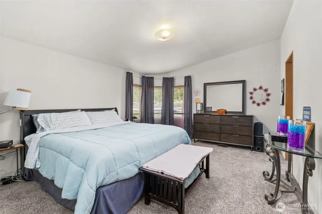 11323 127th Street Ct E Puyallup WA 98374