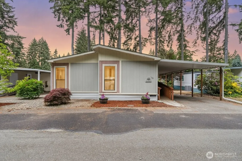 11323 127th Street Ct E Puyallup WA 98374