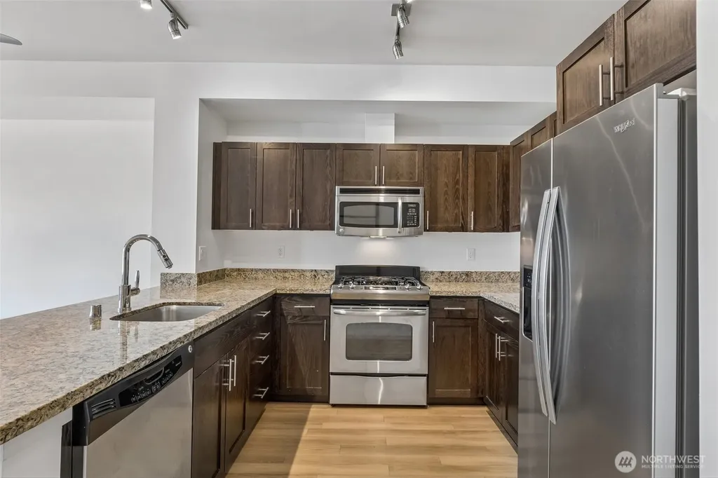 15100 6th Avenue SW Burien WA 98166