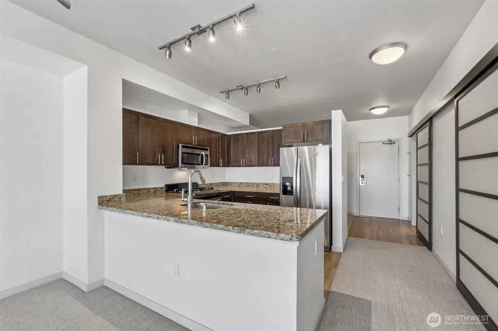 15100 6th Avenue SW Burien WA 98166