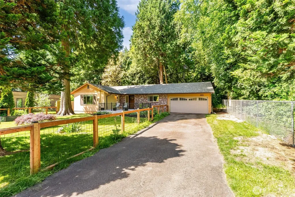 1983 Cedar Park Drive Point Roberts WA 98281