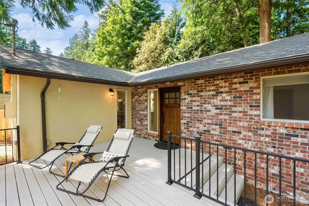1983 Cedar Park Drive Point Roberts WA 98281