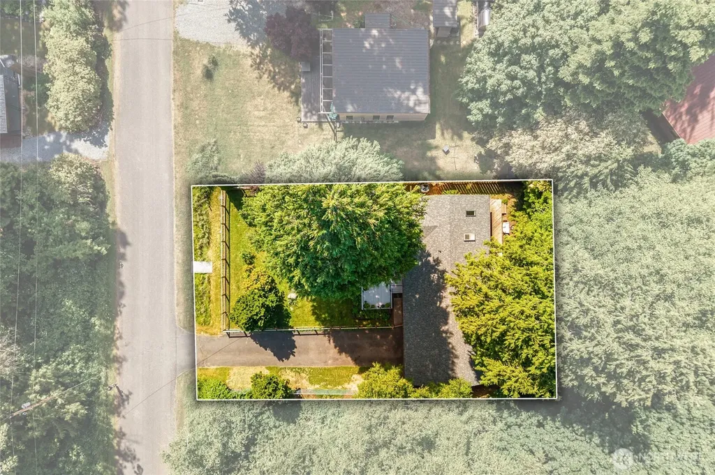 1983 Cedar Park Drive Point Roberts WA 98281