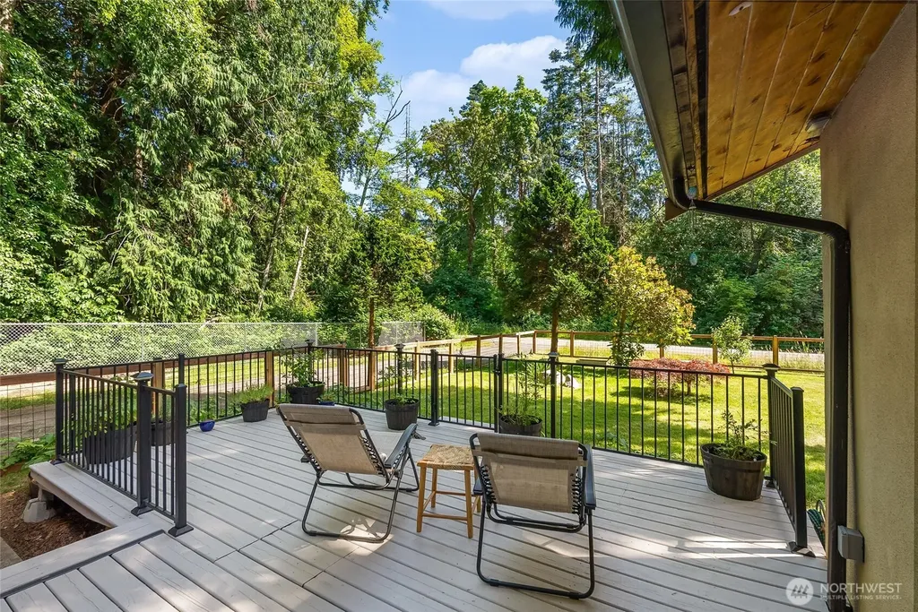 1983 Cedar Park Drive Point Roberts WA 98281