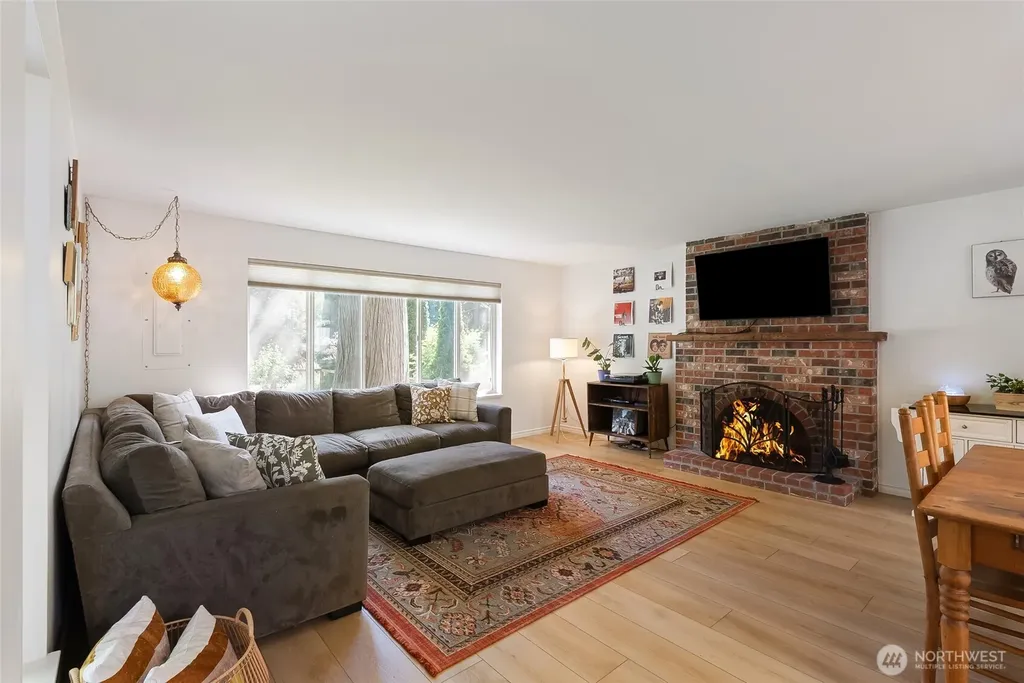 1983 Cedar Park Drive Point Roberts WA 98281