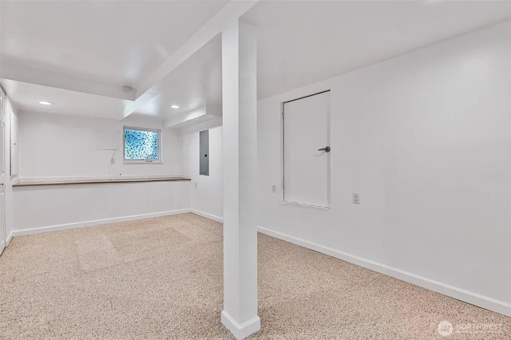 410 118th Street S Tacoma WA 98444