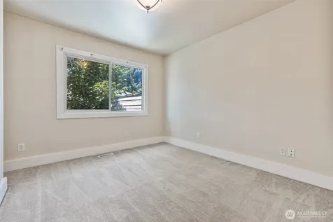 410 118th Street S Tacoma WA 98444