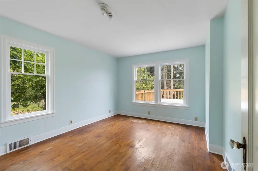20 Hadlock Avenue Port Hadlock WA 98339