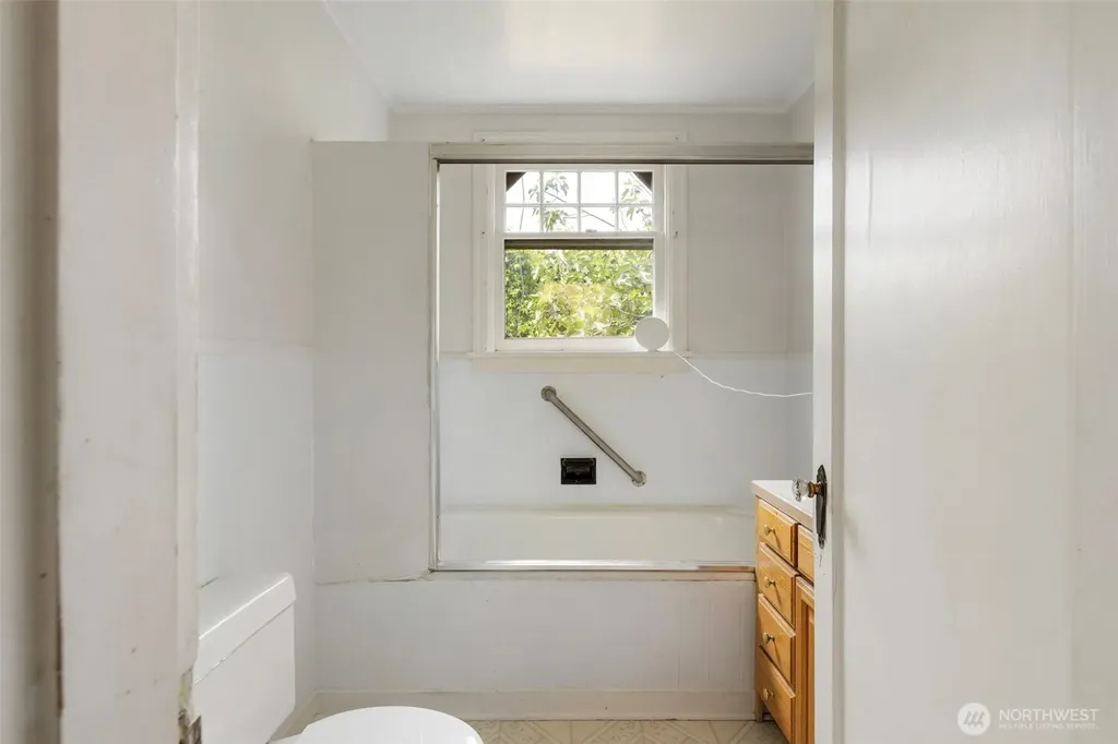 20 Hadlock Avenue Port Hadlock WA 98339