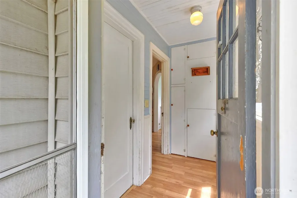 20 Hadlock Avenue Port Hadlock WA 98339