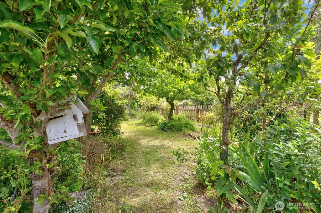 20 Hadlock Avenue Port Hadlock WA 98339