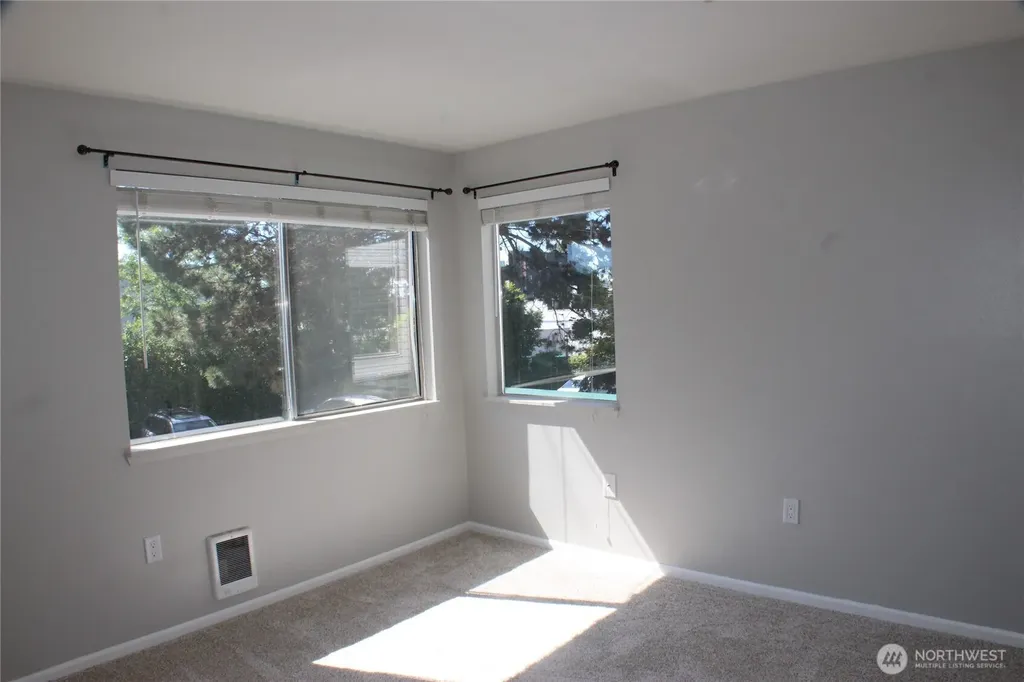1522 NE 175th Street Shoreline WA 98155
