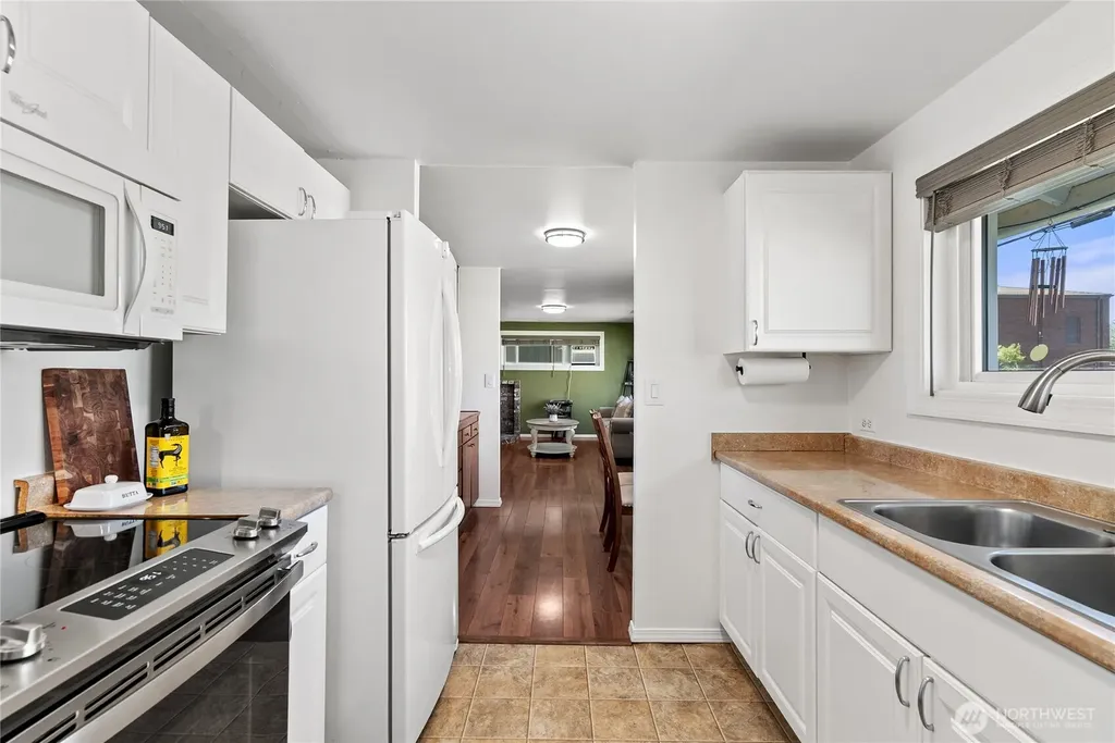 1000 D Street SE Auburn WA 98002