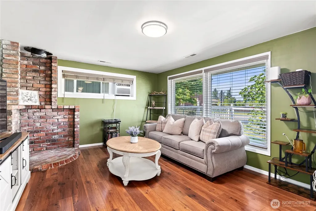 1000 D Street SE Auburn WA 98002