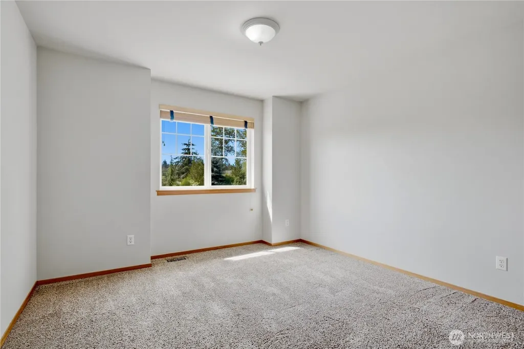 11902 SE 277th Street Kent WA 98030