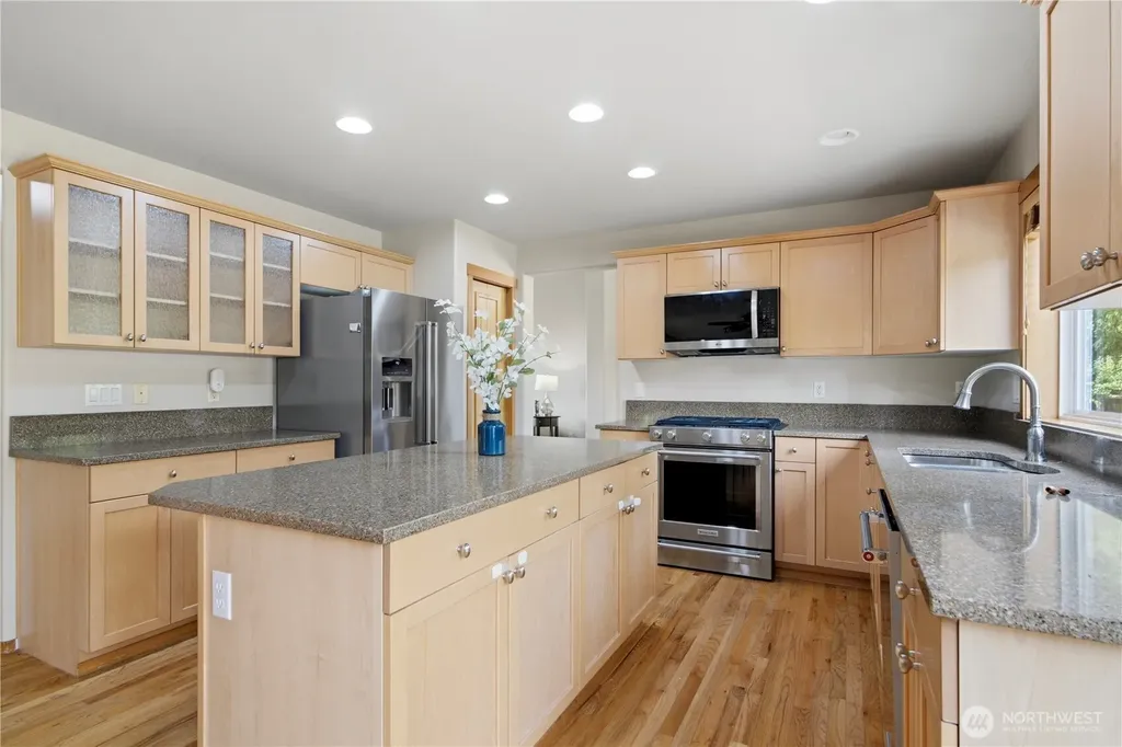 11902 SE 277th Street Kent WA 98030